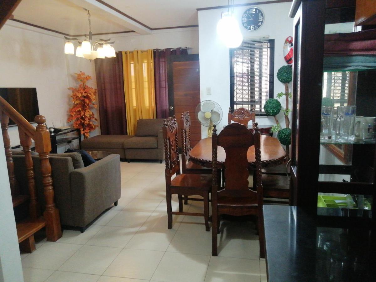 Ruiz Domicile Villa Kawit Exterior foto